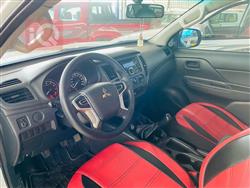 میتسوبیشی L200